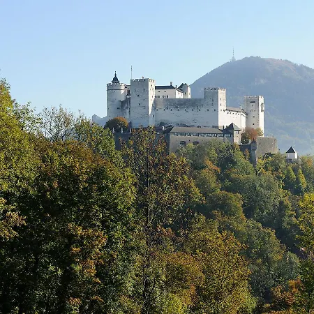 Eckel-1 By Interhome